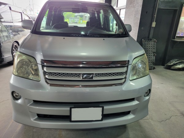 トヨタ　ノア　セルモーター交換