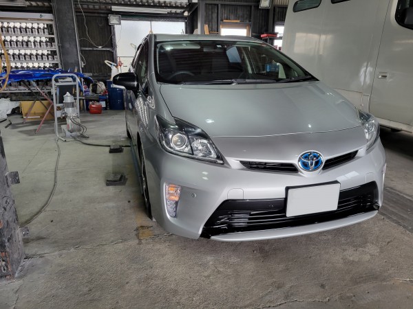 トヨタ　プリウス　マフラー交換